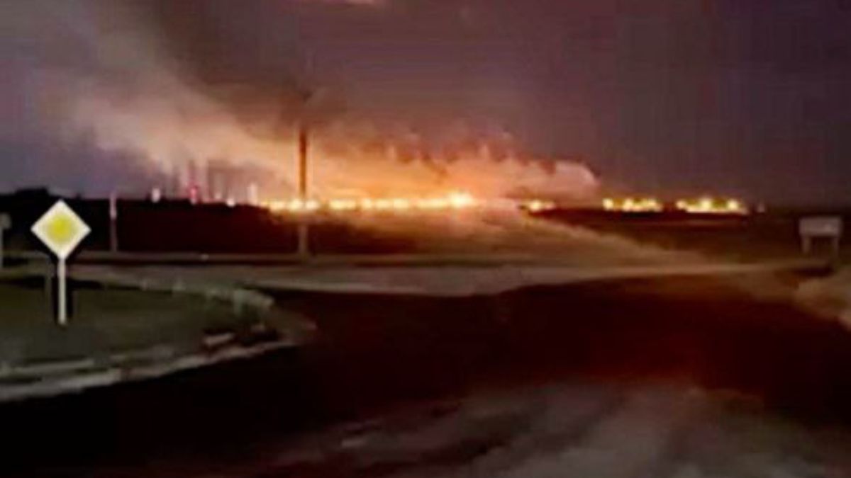 Поражен стратегический объект врага: в Генштабе подтвердили удар по Новошахтинскому НПЗ - 24 Канал Поражен стратегический объект врага: в Генштабе подтвердили удар по Новошахтинскому НПЗ - 24 Канал