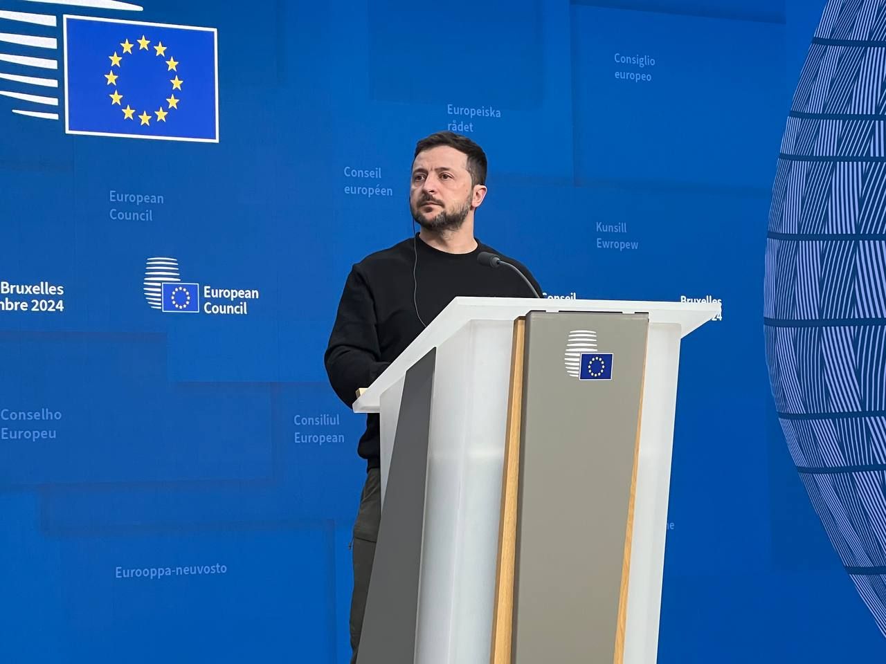 Зеленський у Брюсселі прокоментував можливість припинення вогню Зеленський у Брюсселі прокоментував можливість припинення вогню