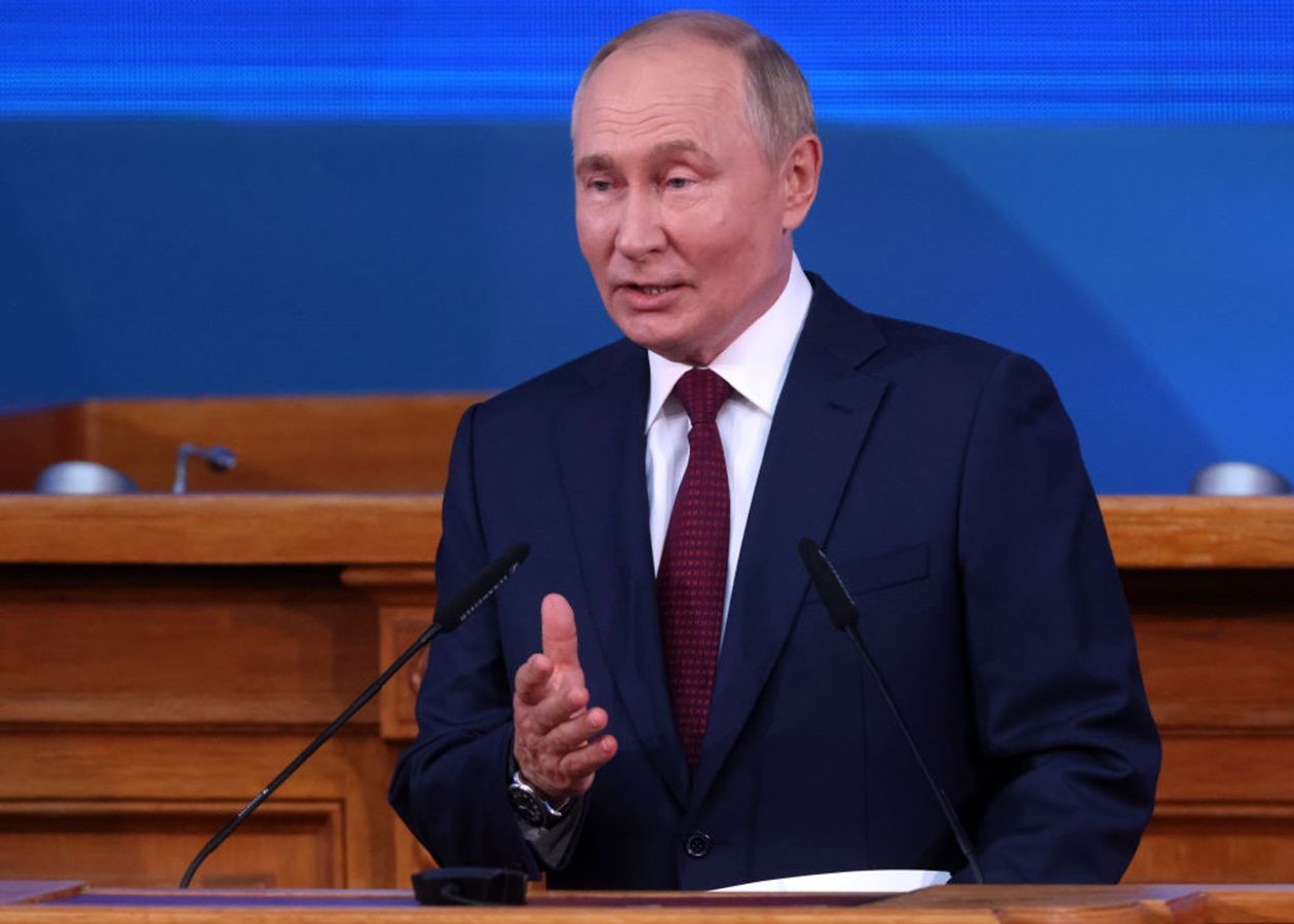 Володимир Путін несмішно пожартував під час пресконференції - відео Володимир Путін несмішно пожартував під час пресконференції - відео