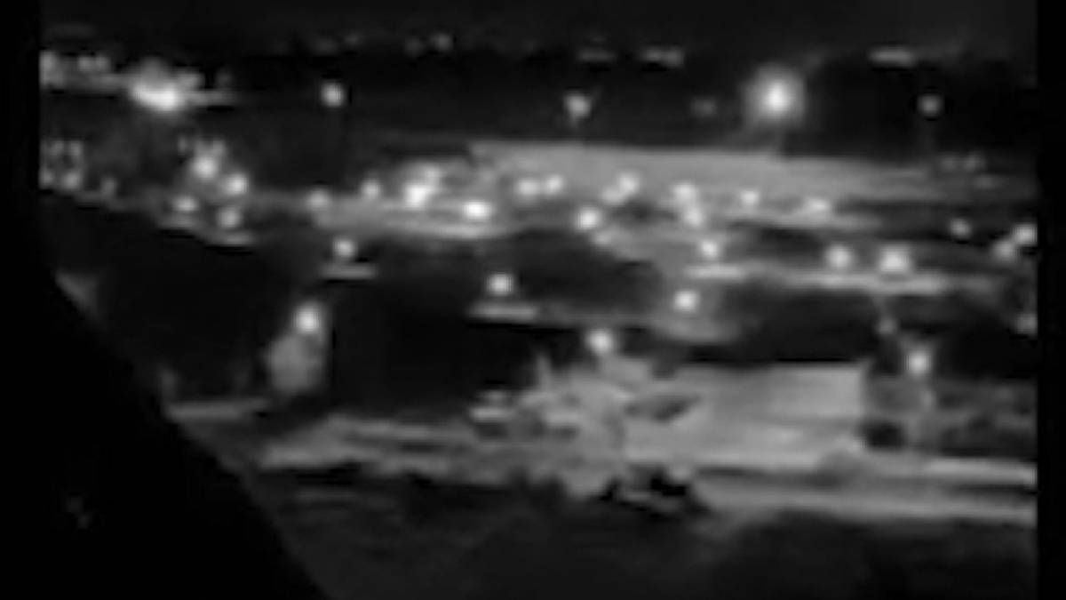 Под Москвой взорвали военно-транспортный самолет Под Москвой взорвали военно-транспортный самолет