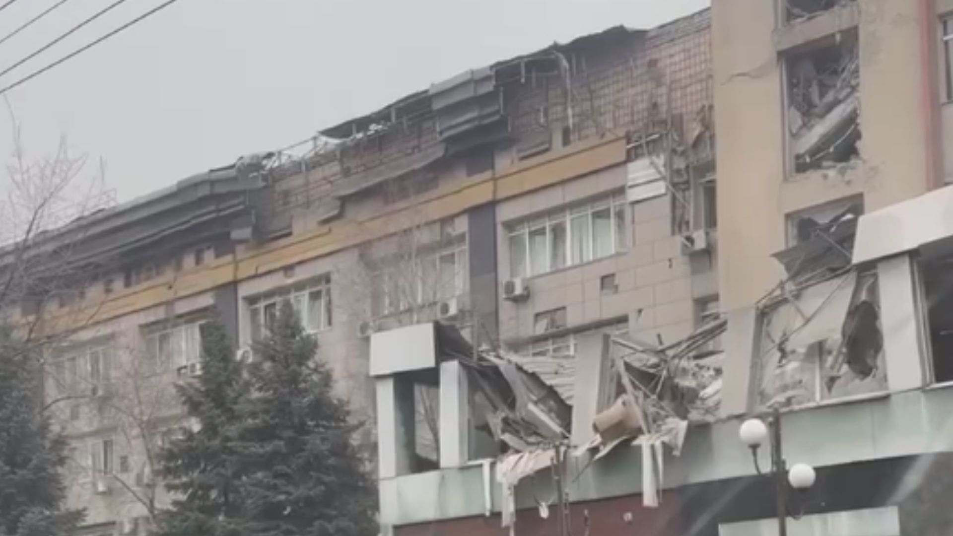 В Донецке прогремели взрывы В Донецке прогремели взрывы