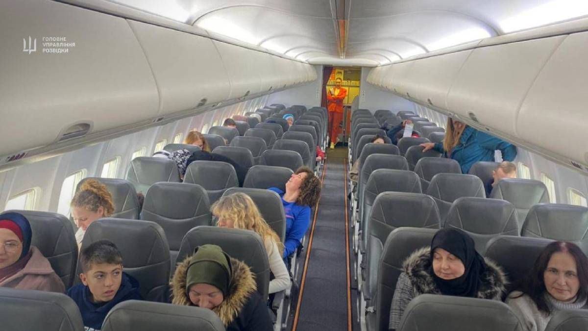 ГУР та МЗС евакуювали 34 людини із Сирії ГУР та МЗС евакуювали 34 людини із Сирії