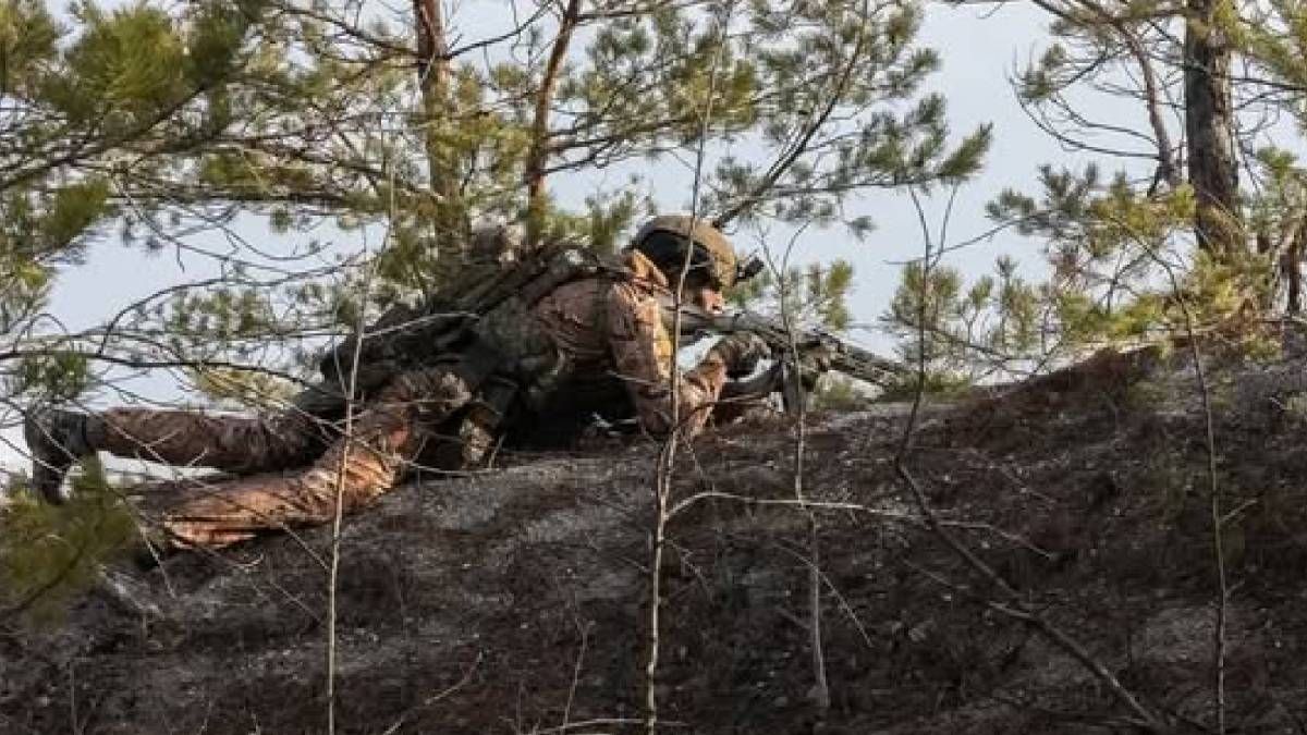 Военные, вернувшиеся из СОЧ на службу, имеют право на возобновление всех выплат и гарантий