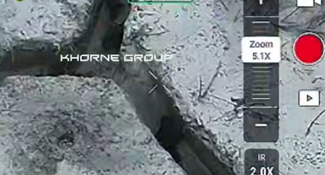 Враг ликвидирован в глубокой траншее Враг ликвидирован в глубокой траншее