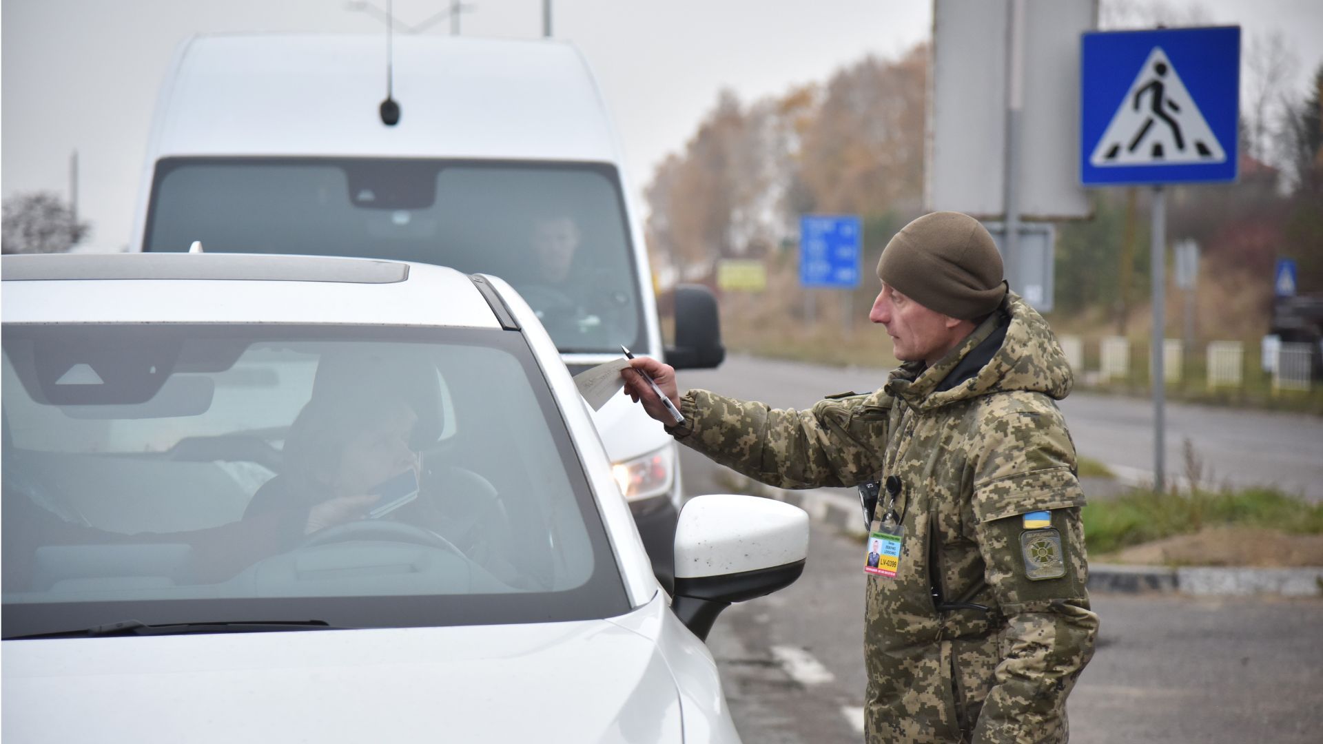 На пунктах пропуску утворилися рекордні черги