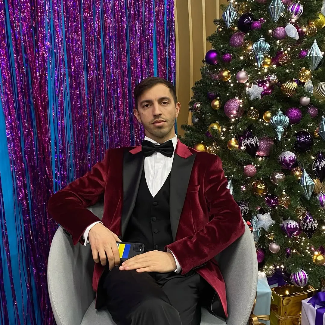 Співак Іван Люленов Співак Іван Люленов