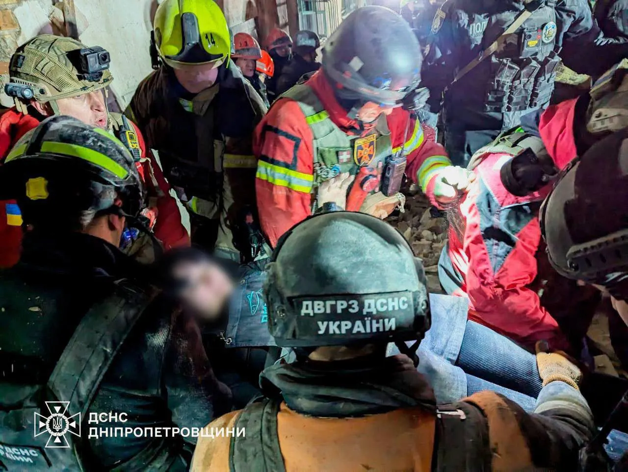 спасательная операция ГСЧС в Кривом Роге 24 декабря 2024 в Сочельник спасательная операция ГСЧС в Кривом Роге 24 декабря 2024 в Сочельник