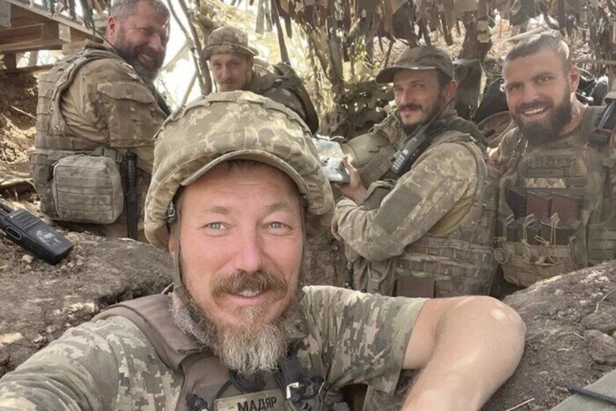 Б'ємо ворога, поки ви чіпляєтесь до командирів уже лінійного рівня, – Мадяр звинуватив Безуглу Б'ємо ворога, поки ви чіпляєтесь до командирів уже лінійного рівня, – Мадяр звинуватив Безуглу