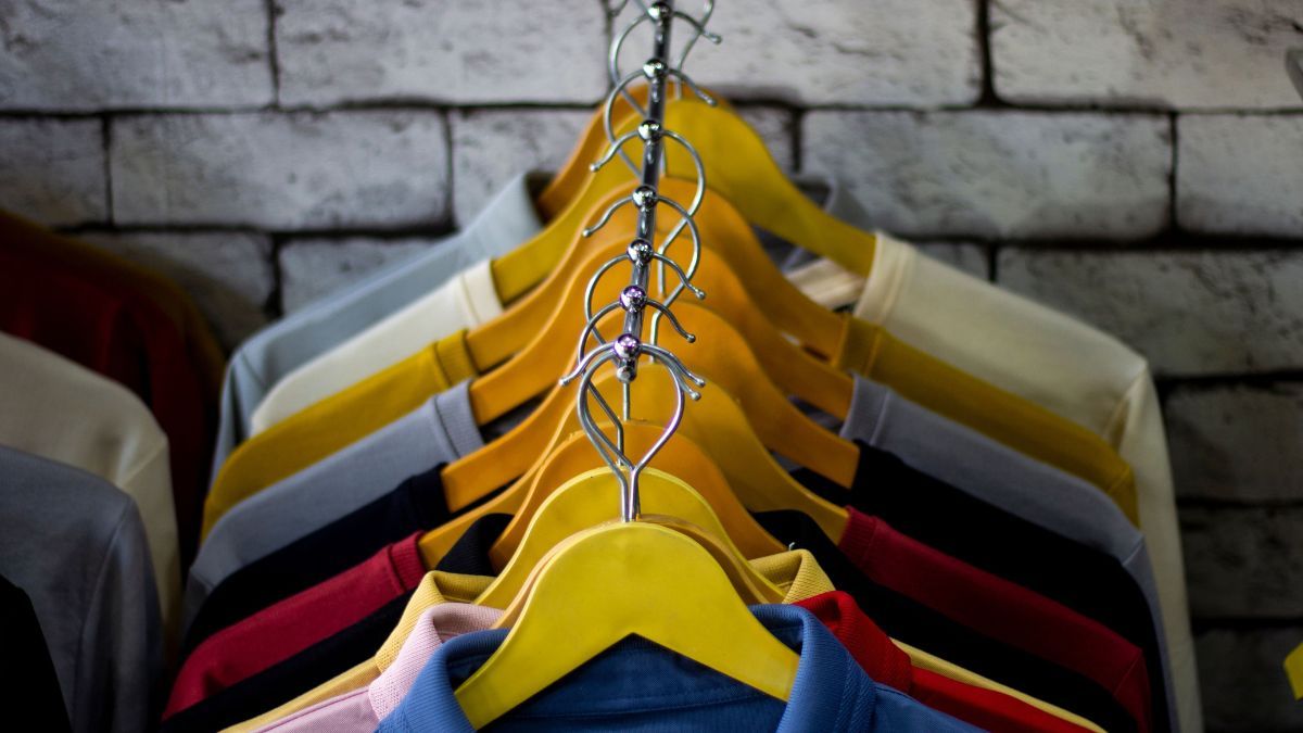 Россияне покупают брендовые вещи Россияне покупают брендовые вещи