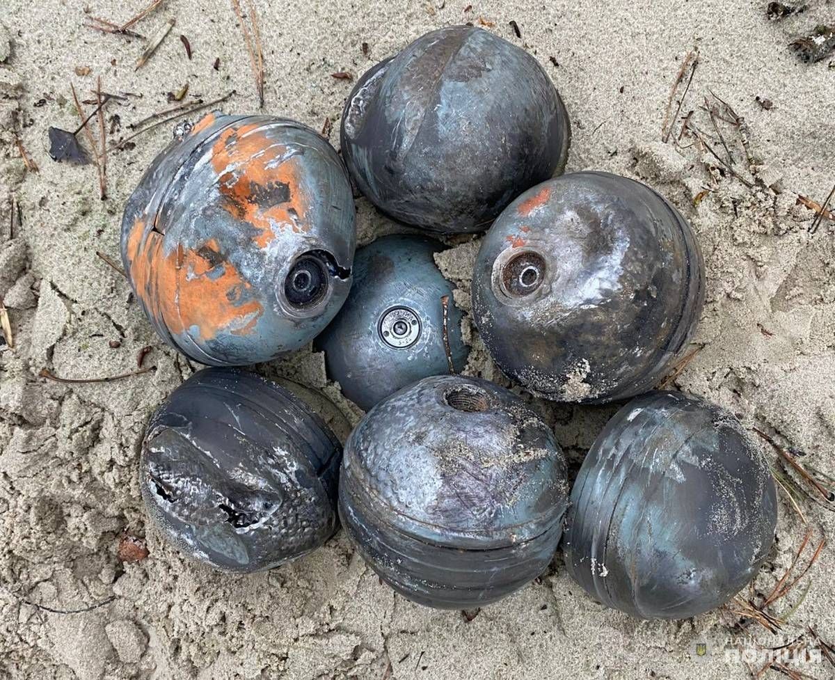 Касетні суббоєприпаси Касетні суббоєприпаси