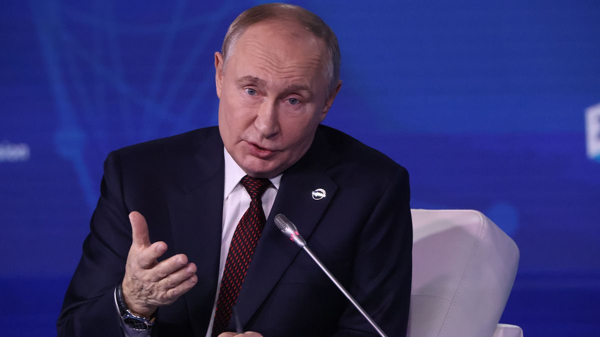 Від кого залежить існування Росії та навіщо Трампу зустріч з Путіним - 24 Канал Від кого залежить існування Росії та навіщо Трампу зустріч з Путіним - 24 Канал