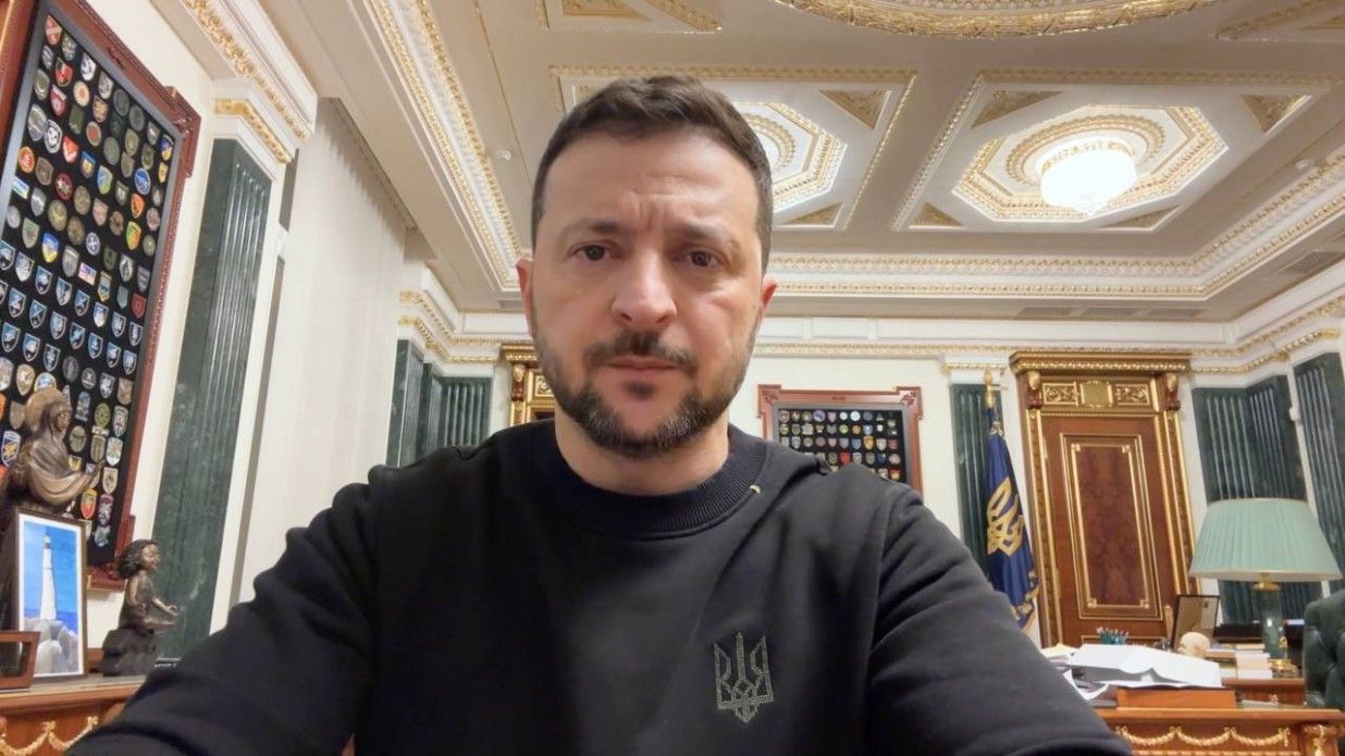 Зеленський сказав про спрощення отримання офіцерських звань солдатам Зеленський сказав про спрощення отримання офіцерських звань солдатам