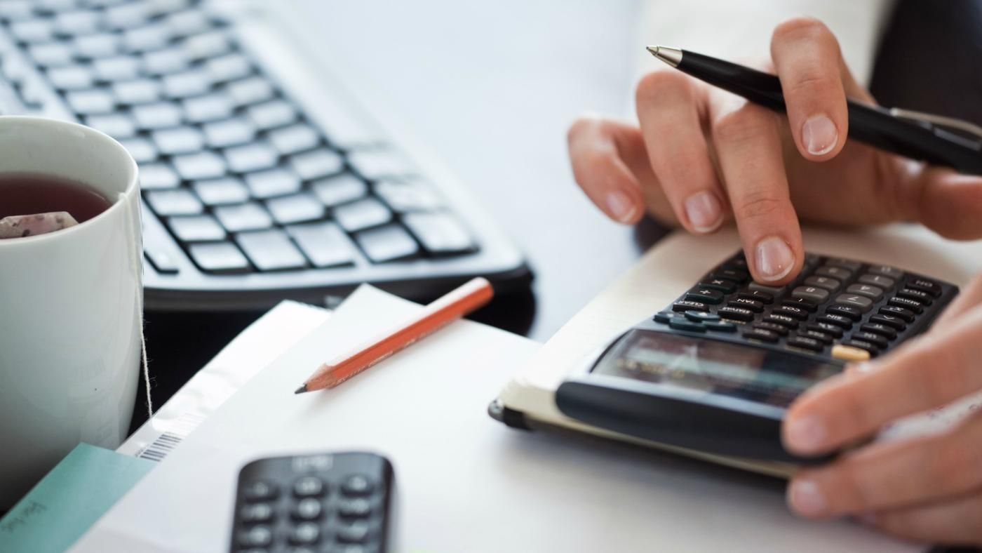 Зарплаты достойные: насколько вырастут оклады налоговиков в новом году - Бизнес Зарплаты достойные: насколько вырастут оклады налоговиков в новом году - Бизнес