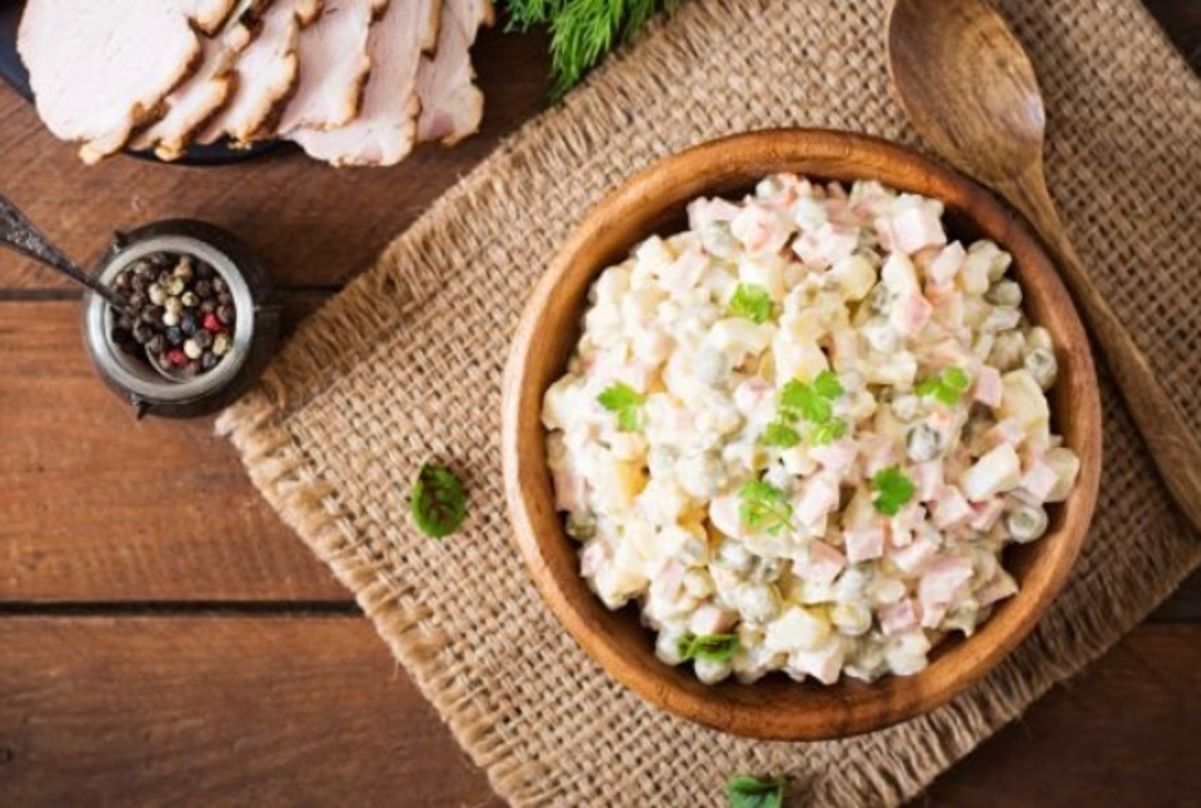 Що робити із залишками Олів'є після свят Що робити із залишками Олів'є після свят