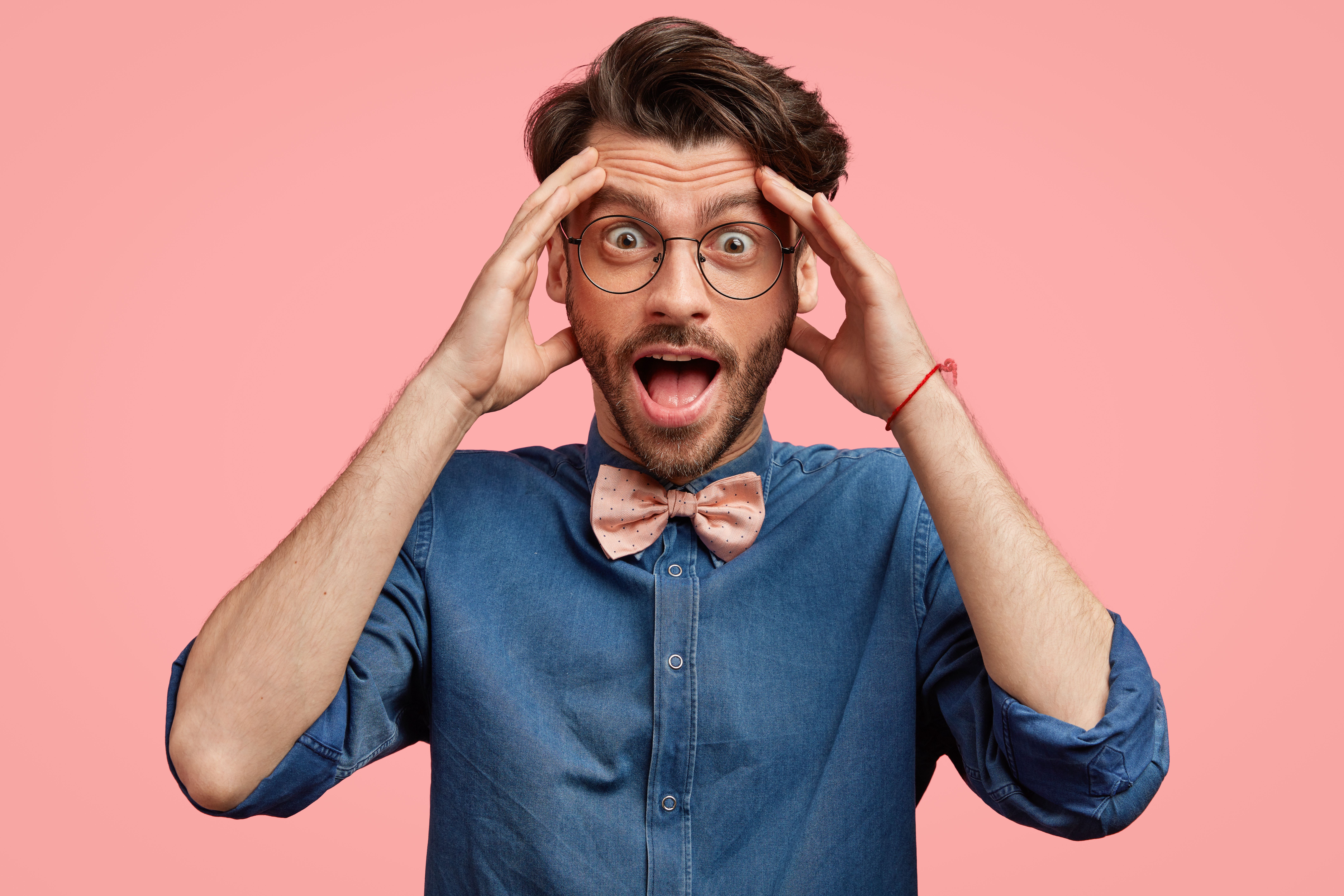 Що таке лацкан, гаплик та пістончик? Що таке лацкан, гаплик та пістончик?