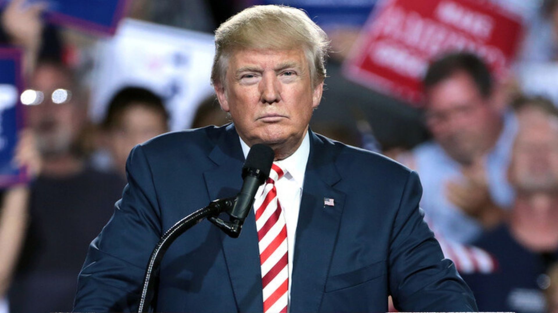 Дональд Трамп не имеет четкой позиции по отмене разрешения США бить по России дальнобойной росой Дональд Трамп не имеет четкой позиции по отмене разрешения США бить по России дальнобойной росой