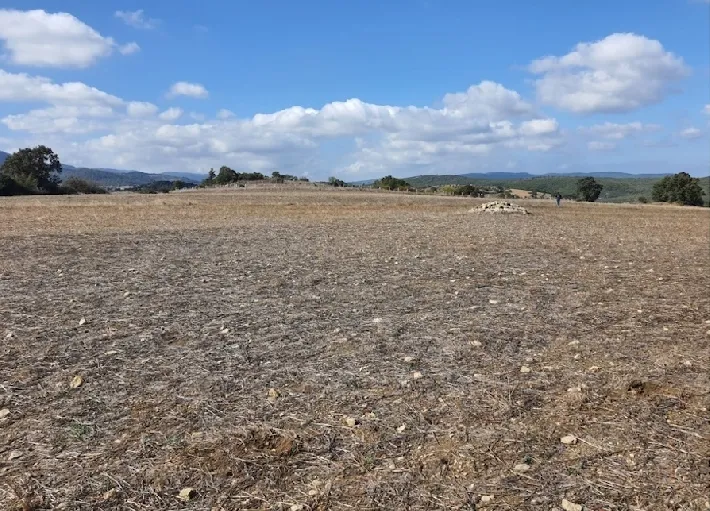 Остатки города Гермейон, который был последним местом, где расположились войска Александра Македонского перед битвой при Граникусе Остатки города Гермейон, который был последним местом, где расположились войска Александра Македонского перед битвой при Граникусе