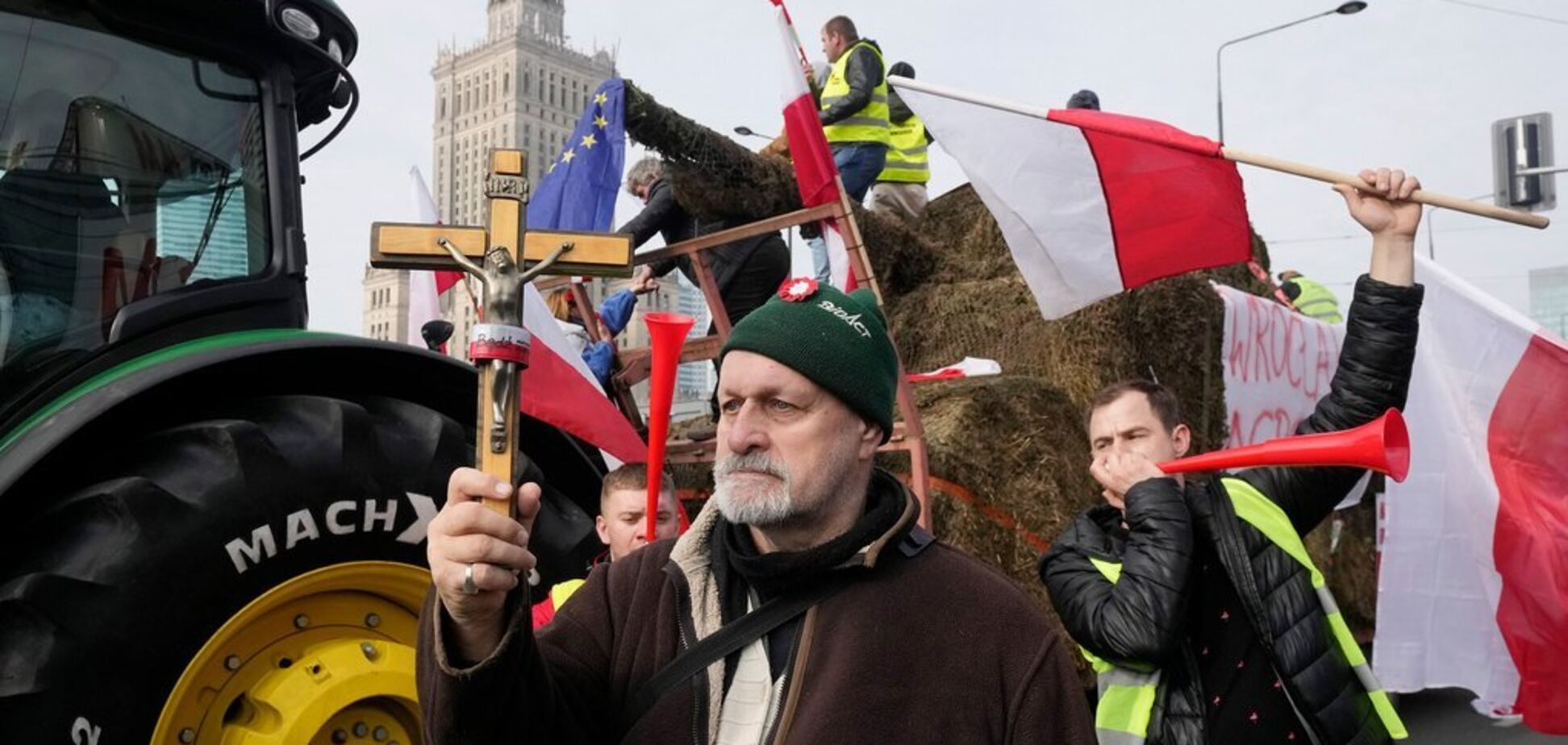 Поляки почали мітинг