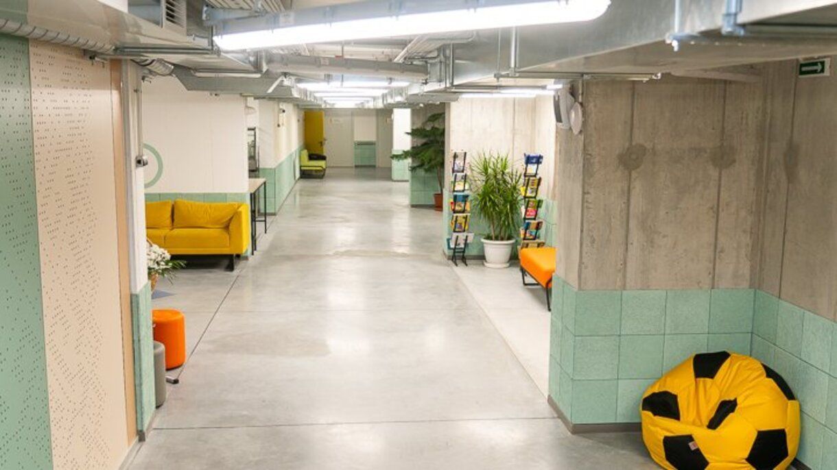 Подземные школы в Украине - в Запорожье достраивают еще одно учебное заведение под землей Подземные школы в Украине - в Запорожье достраивают еще одно учебное заведение под землей