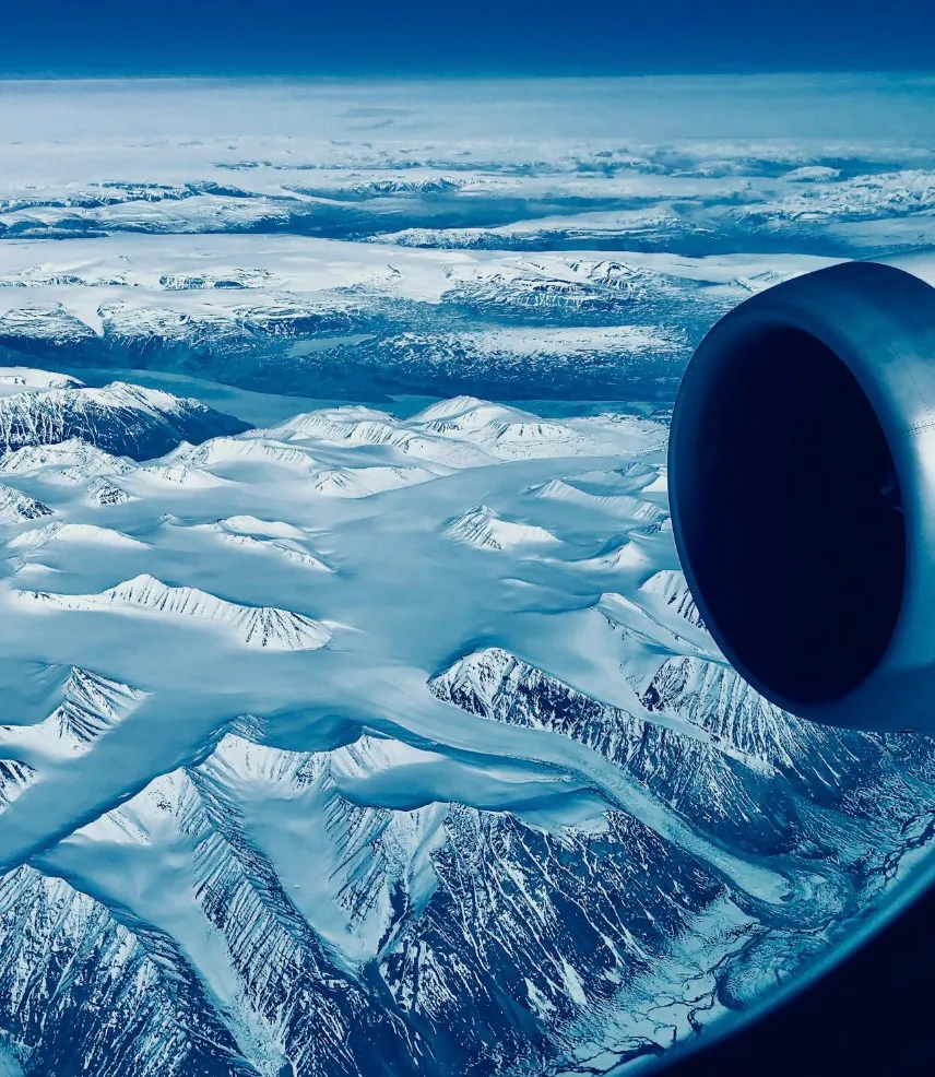 На острові Гренландія відкриють новий аеропорт На острові Гренландія відкриють новий аеропорт