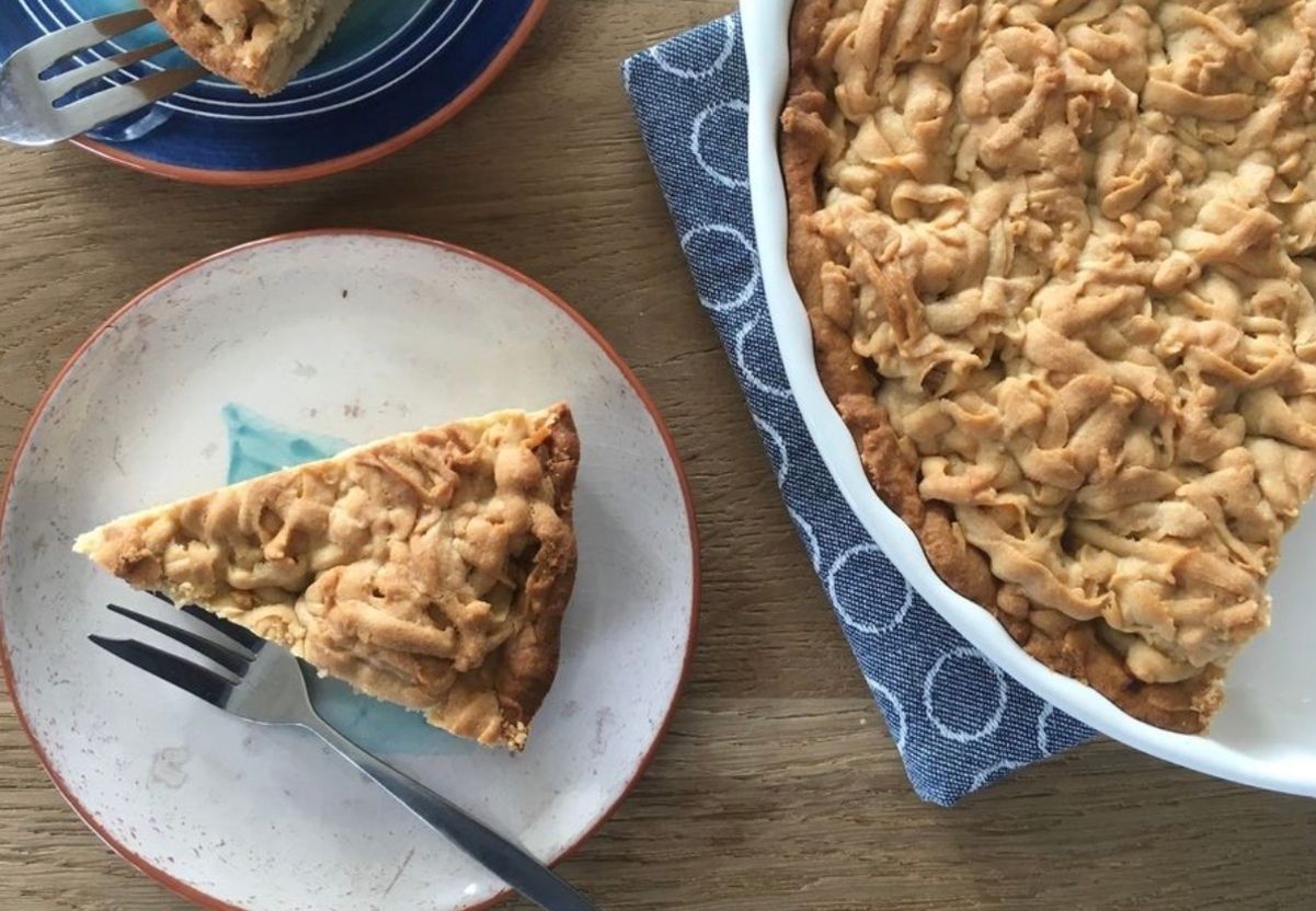 Пляцок с яблоками на песочном тесте Пляцок с яблоками на песочном тесте