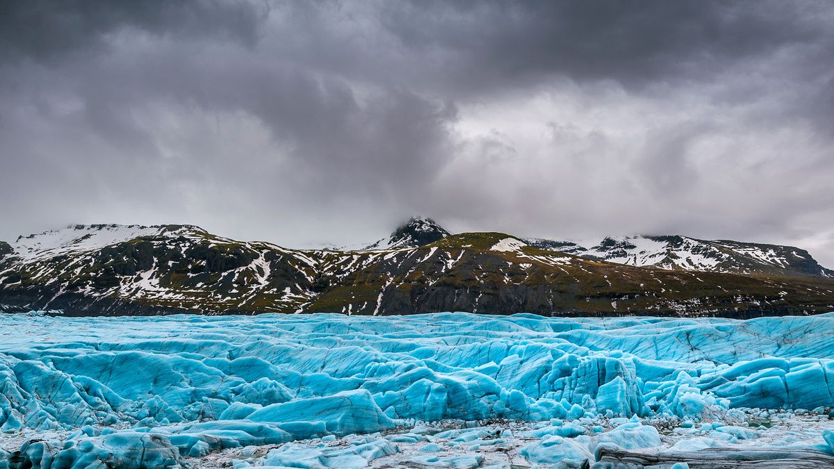 Приховані вулкани під антарктичним льодом можуть вибухнути через зміну клімату Приховані вулкани під антарктичним льодом можуть вибухнути через зміну клімату