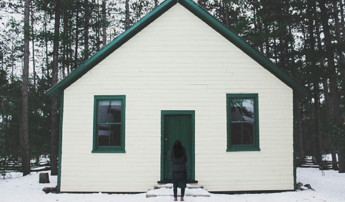 Орендарка перестала платити за проживання - що зробив власник Орендарка перестала платити за проживання - що зробив власник