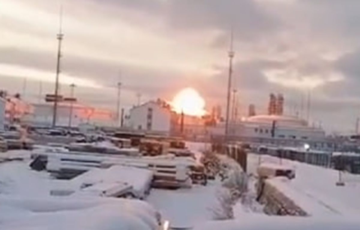 Дронові удари по НПЗ у Росії обходяться ворогу у мільярди коштів Дронові удари по НПЗ у Росії обходяться ворогу у мільярди коштів