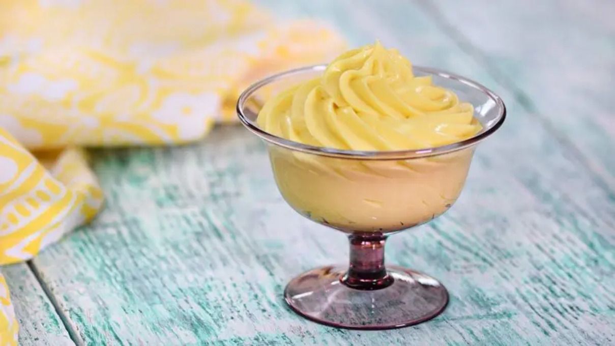 Делаем сливочно-банановый десерт Делаем сливочно-банановый десерт