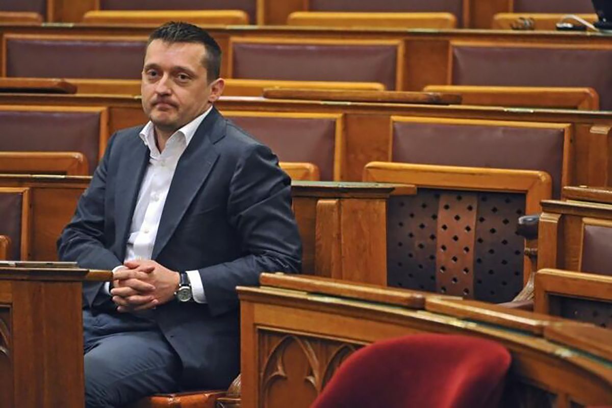 Представитель венгерского правительства Антал Роган Представитель венгерского правительства Антал Роган