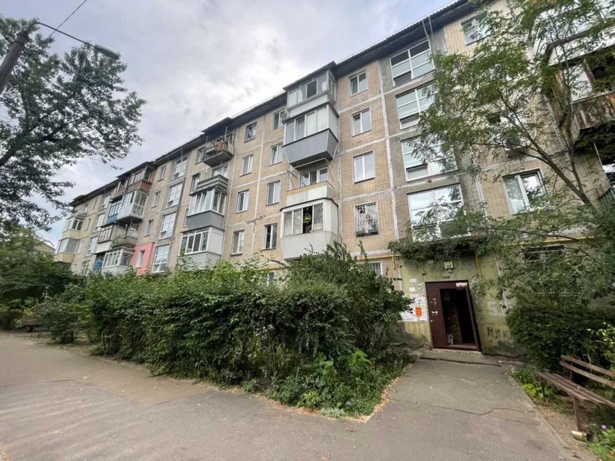 Маленькую комнату хотят продать по цене квартиры - объявления в Киеве - Недвижимость Маленькую комнату хотят продать по цене квартиры - объявления в Киеве - Недвижимость