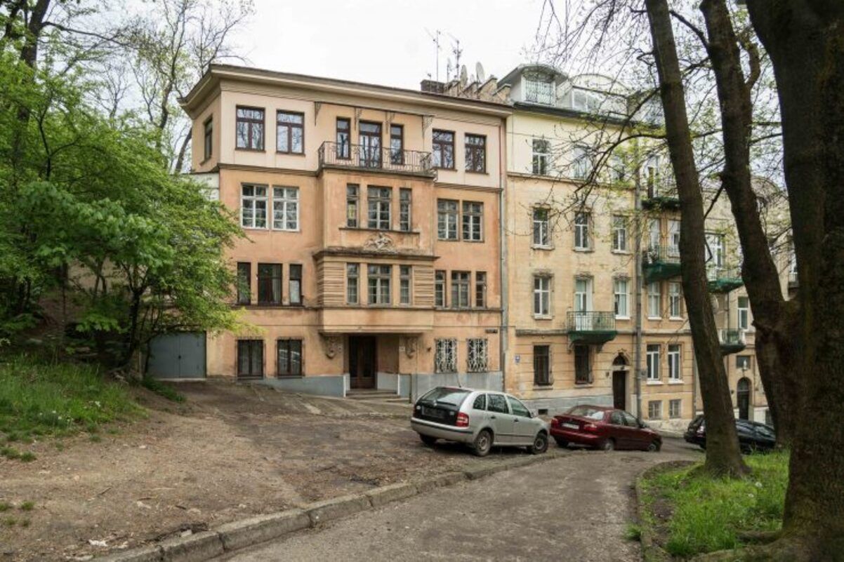 Уникальная квартира во Львове, где почти ничего не меняли 100 лет - Недвижимость Уникальная квартира во Львове, где почти ничего не меняли 100 лет - Недвижимость