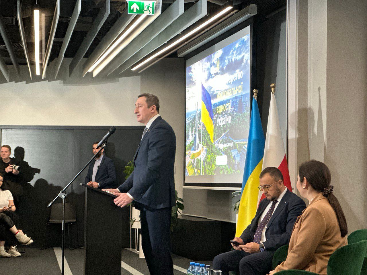 Україна готова надати співвітчизникам за кордоном роботу на оборонних підприємствах і бронювання - 24 Канал Україна готова надати співвітчизникам за кордоном роботу на оборонних підприємствах і бронювання - 24 Канал