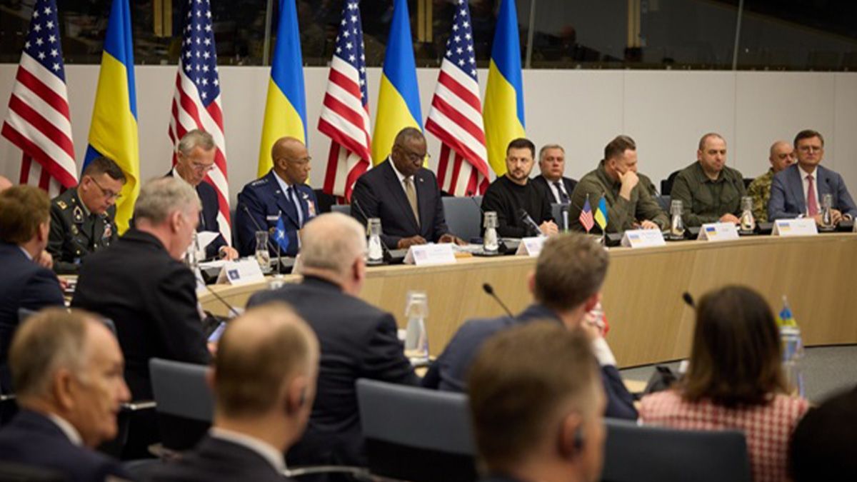 Что могут обсудить на "Рамштайн" относительно Украины Что могут обсудить на "Рамштайн" относительно Украины