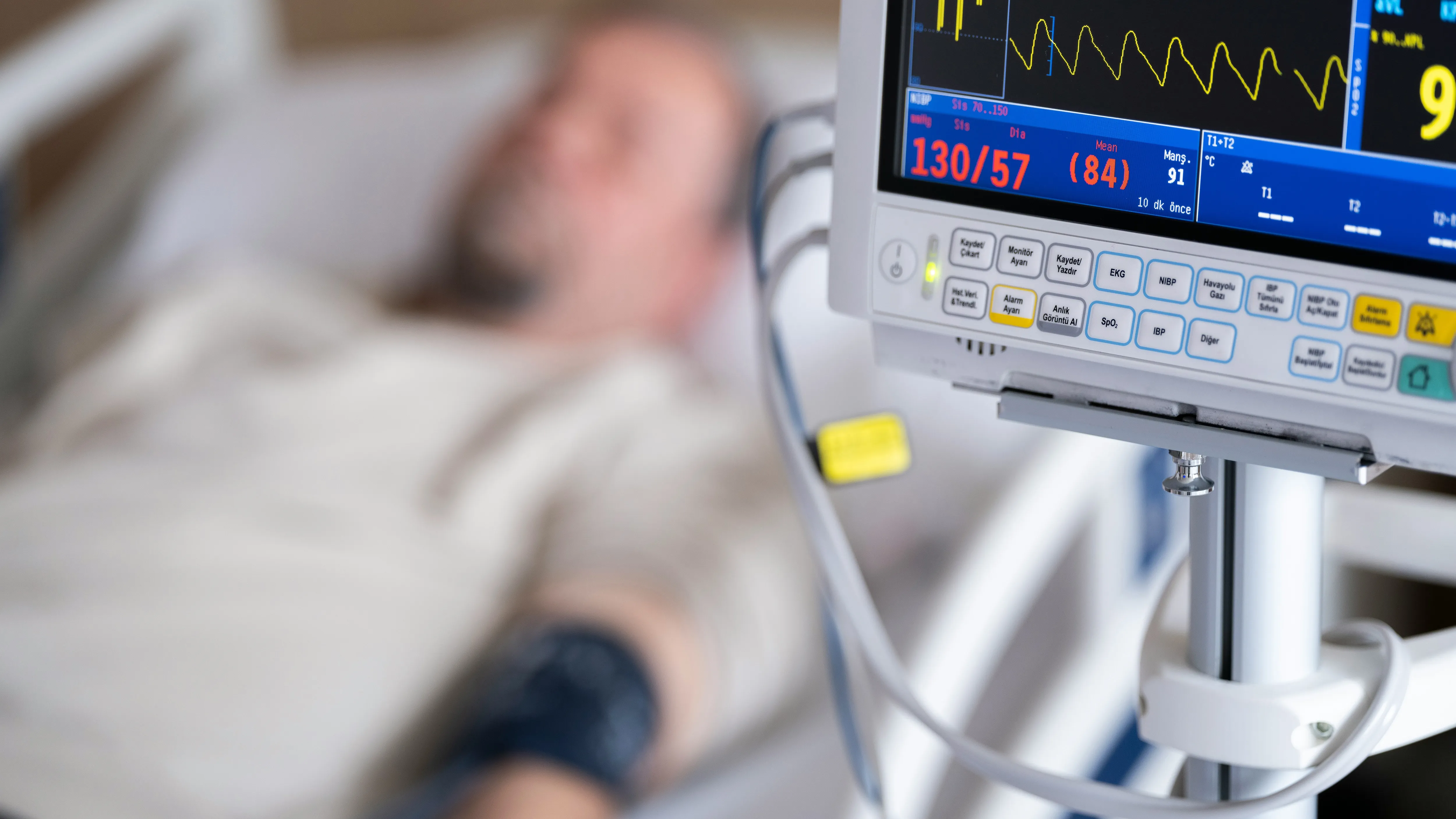 В Китаї чоловік пережив серцевий напад В Китаї чоловік пережив серцевий напад