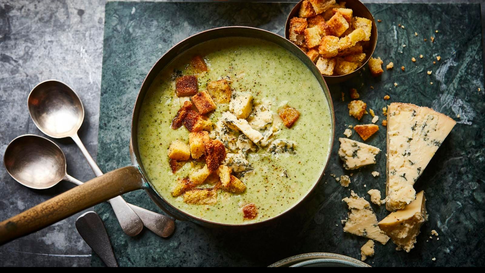 Готовим суп с брокколи и сыром Готовим суп с брокколи и сыром