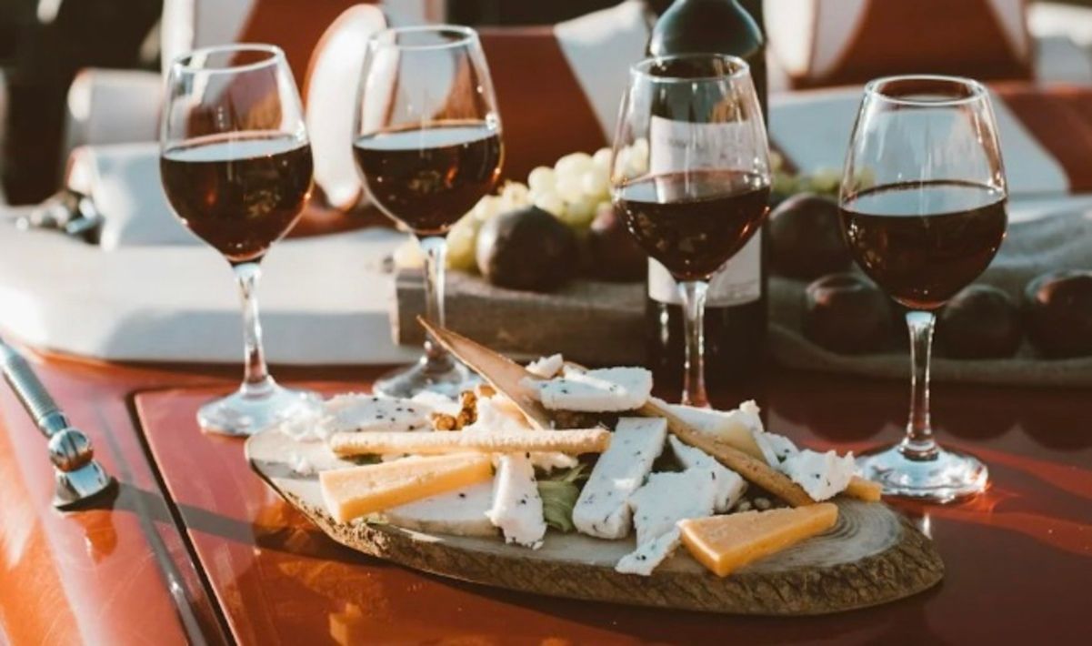 Як вибрати вино до їжі Як вибрати вино до їжі