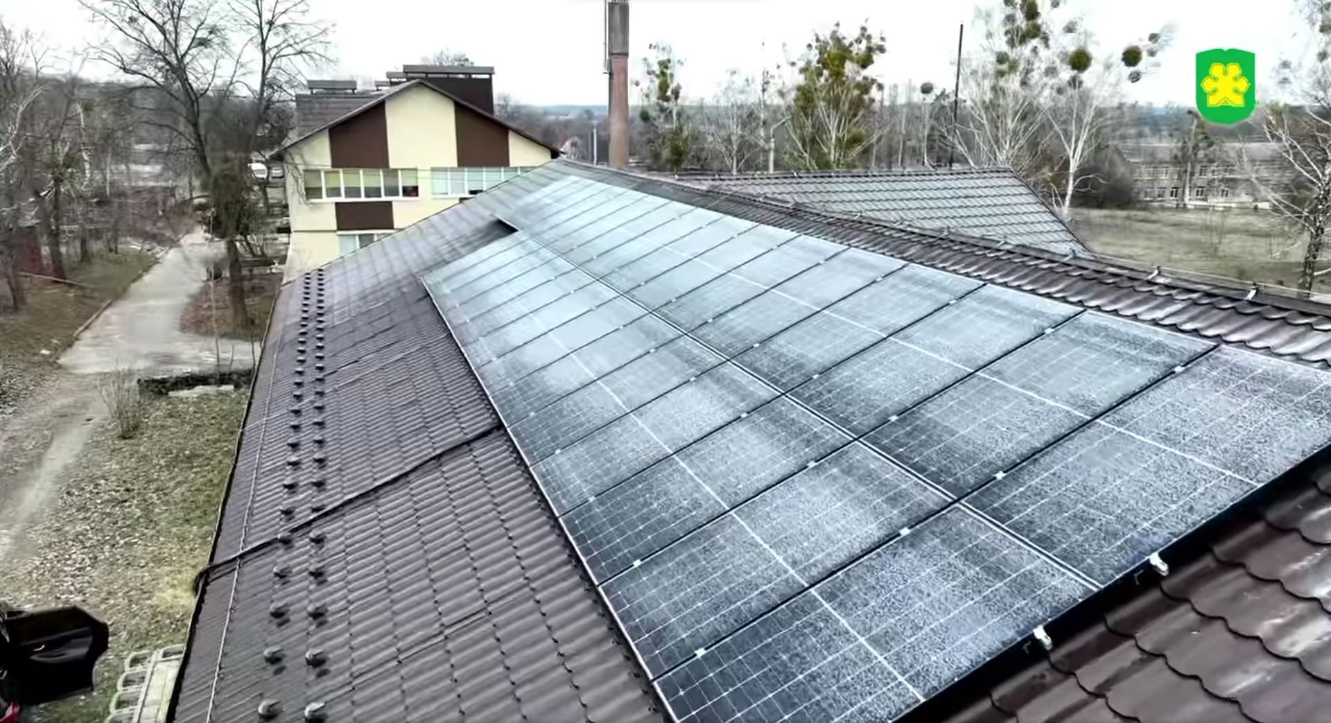 На крыше амбулатории на Киевщине установили солнечную электростанцию - Тренды На крыше амбулатории на Киевщине установили солнечную электростанцию - Тренды