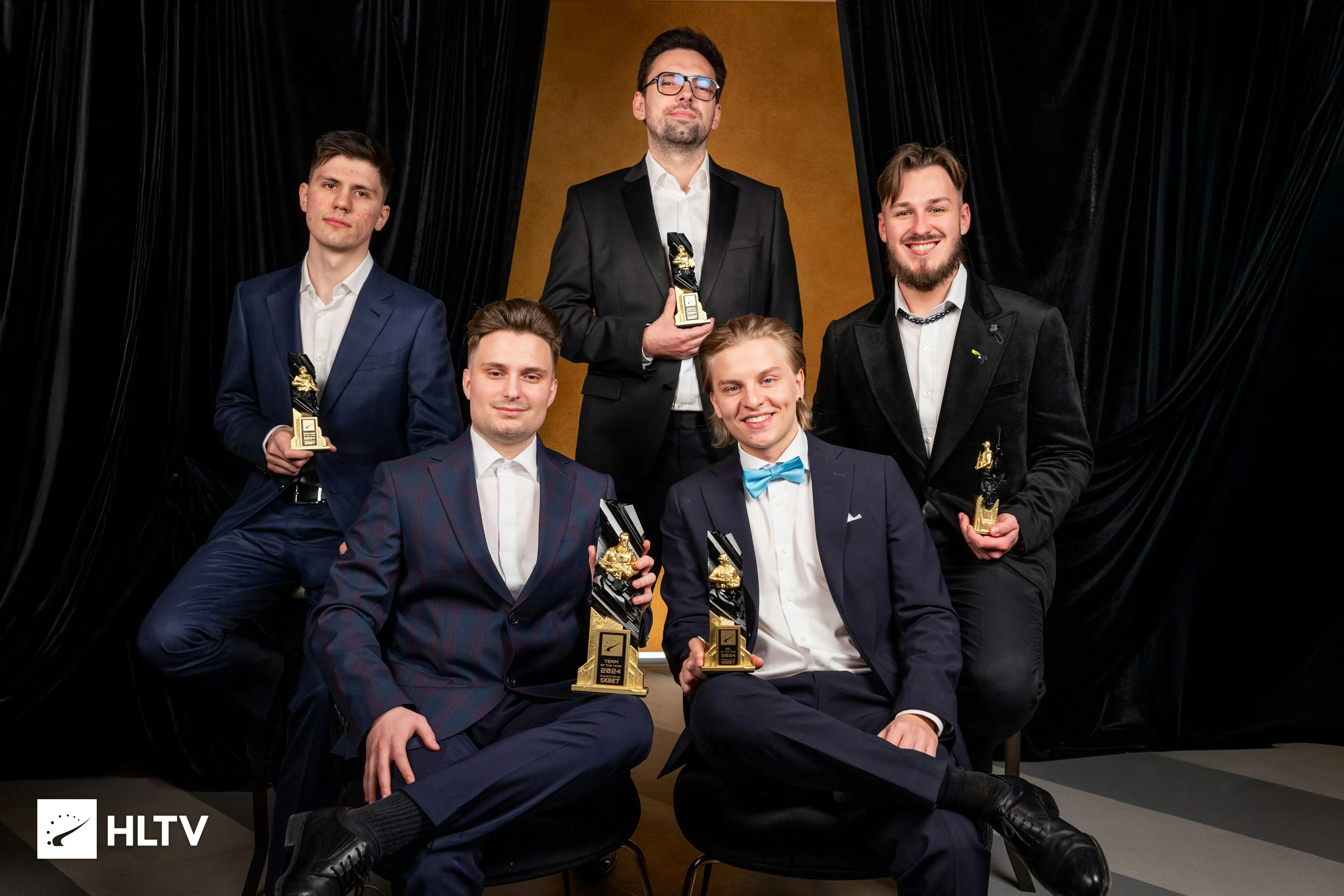 NAVI на HLTV Awards 2024