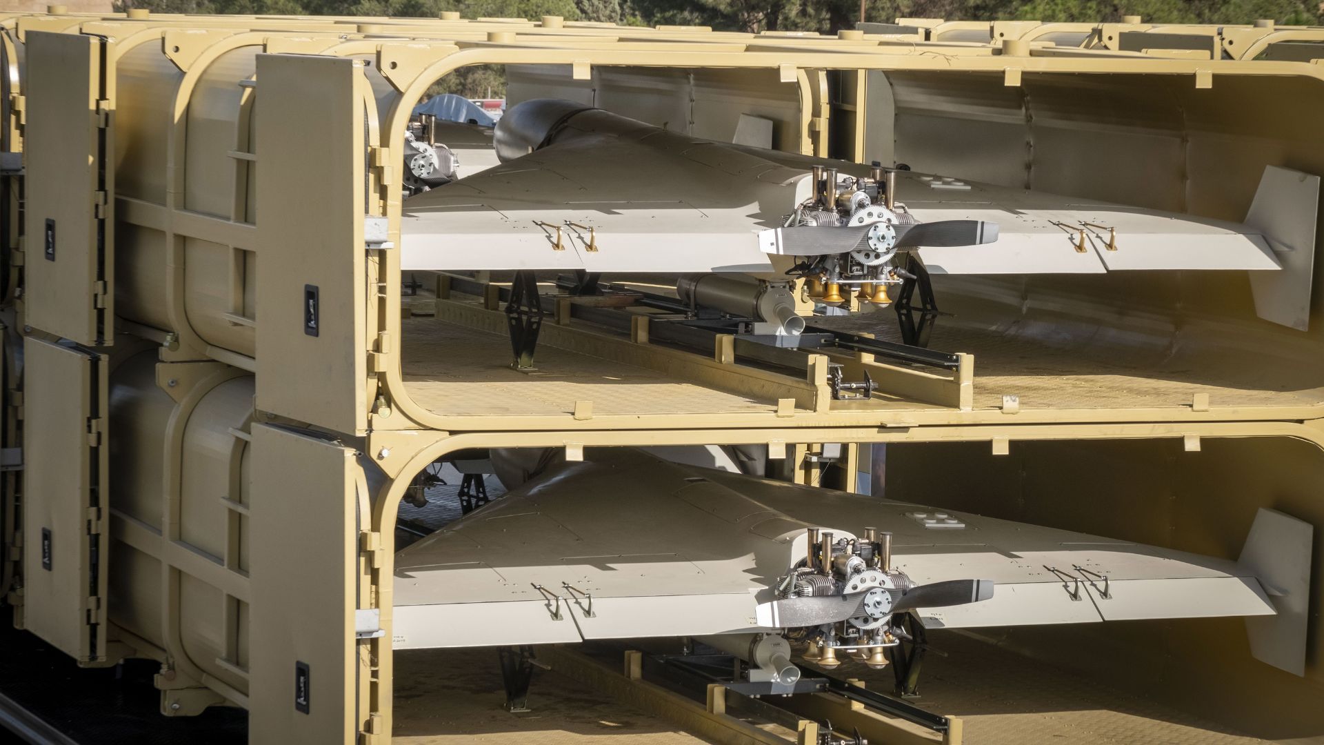 Вантажівка з "Шахедами" Вантажівка з "Шахедами"