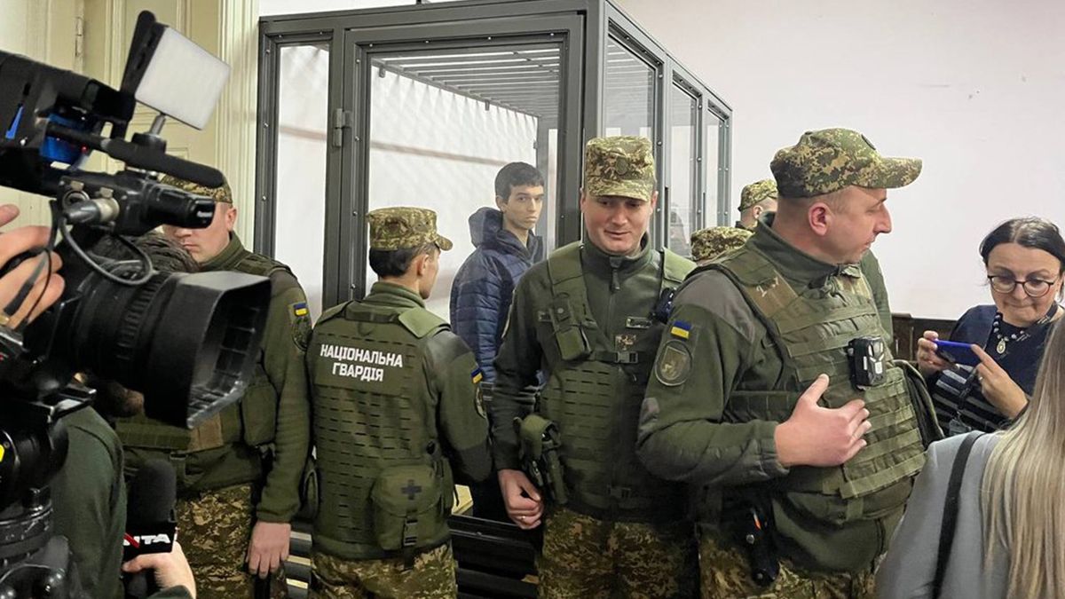 Зинченко усилили меры безопасности Зинченко усилили меры безопасности