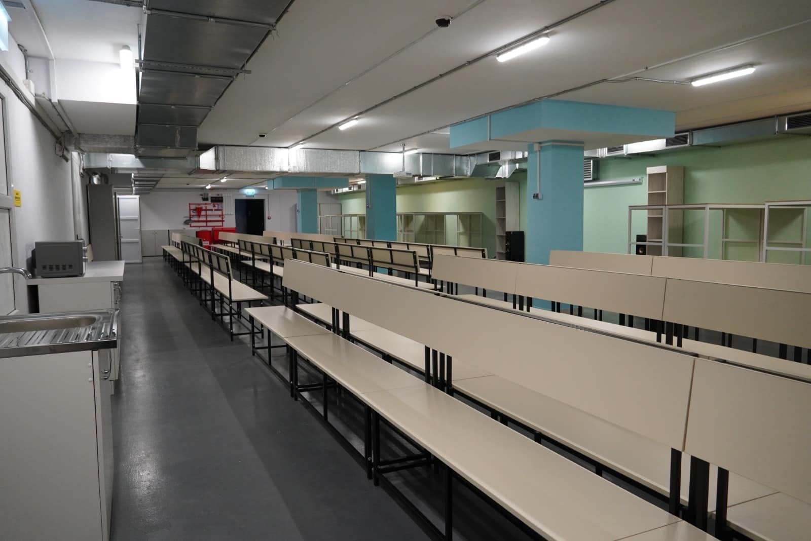 Підземні школи в Україні - на Сумщині спорудили перше протирадіаційне укриття Підземні школи в Україні - на Сумщині спорудили перше протирадіаційне укриття