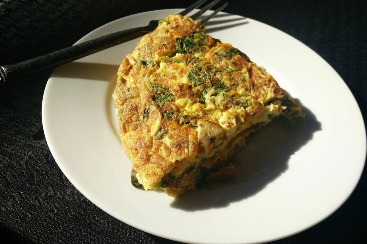 Який інгредієнт додати в яєчню, щоб зробити її "пишною" Який інгредієнт додати в яєчню, щоб зробити її "пишною"