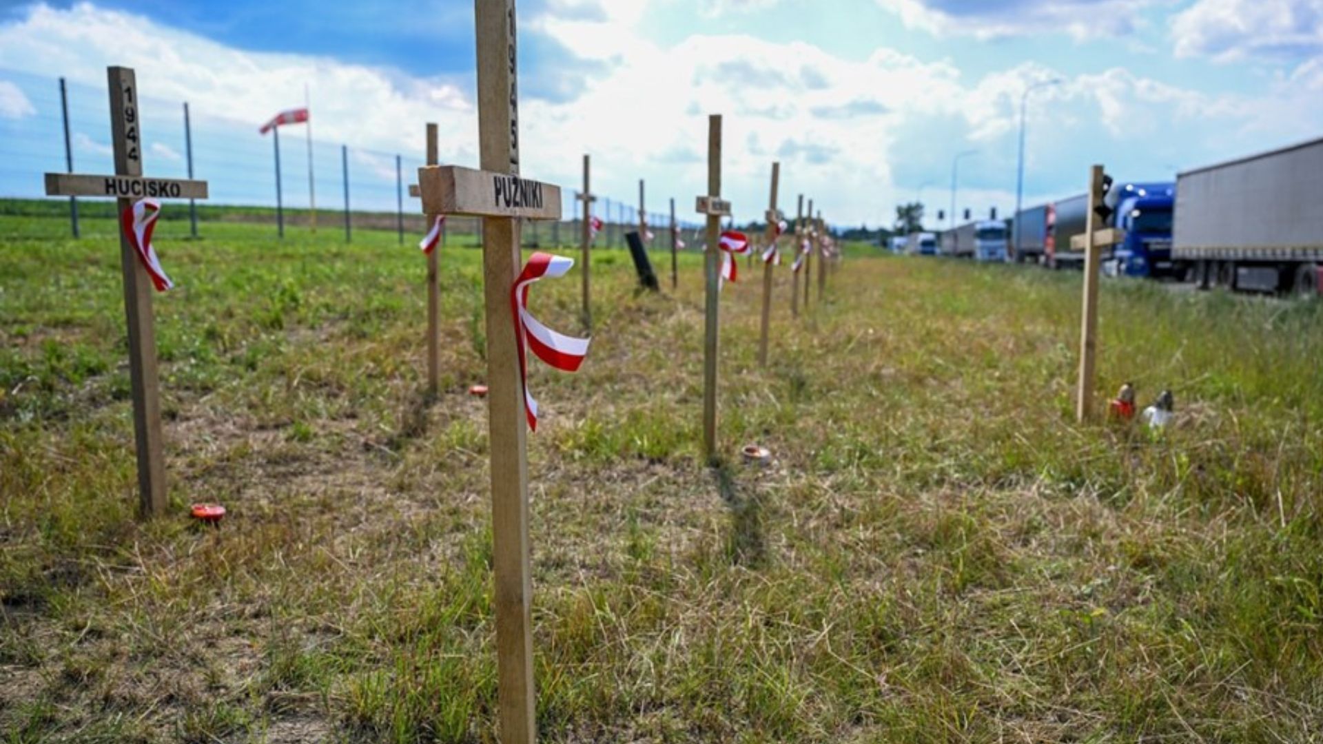 У квітні на Тернопільщині розпочнеться ексгумація жертв Волинської трагедії У квітні на Тернопільщині розпочнеться ексгумація жертв Волинської трагедії