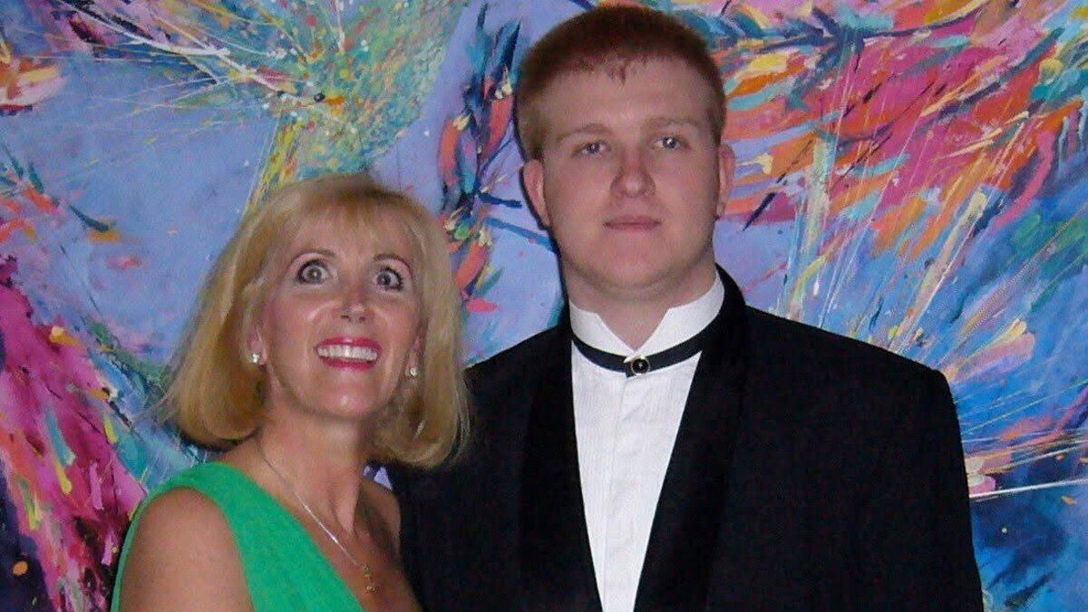 Рорі Каллум Сайкс з мамою Рорі Каллум Сайкс з мамою