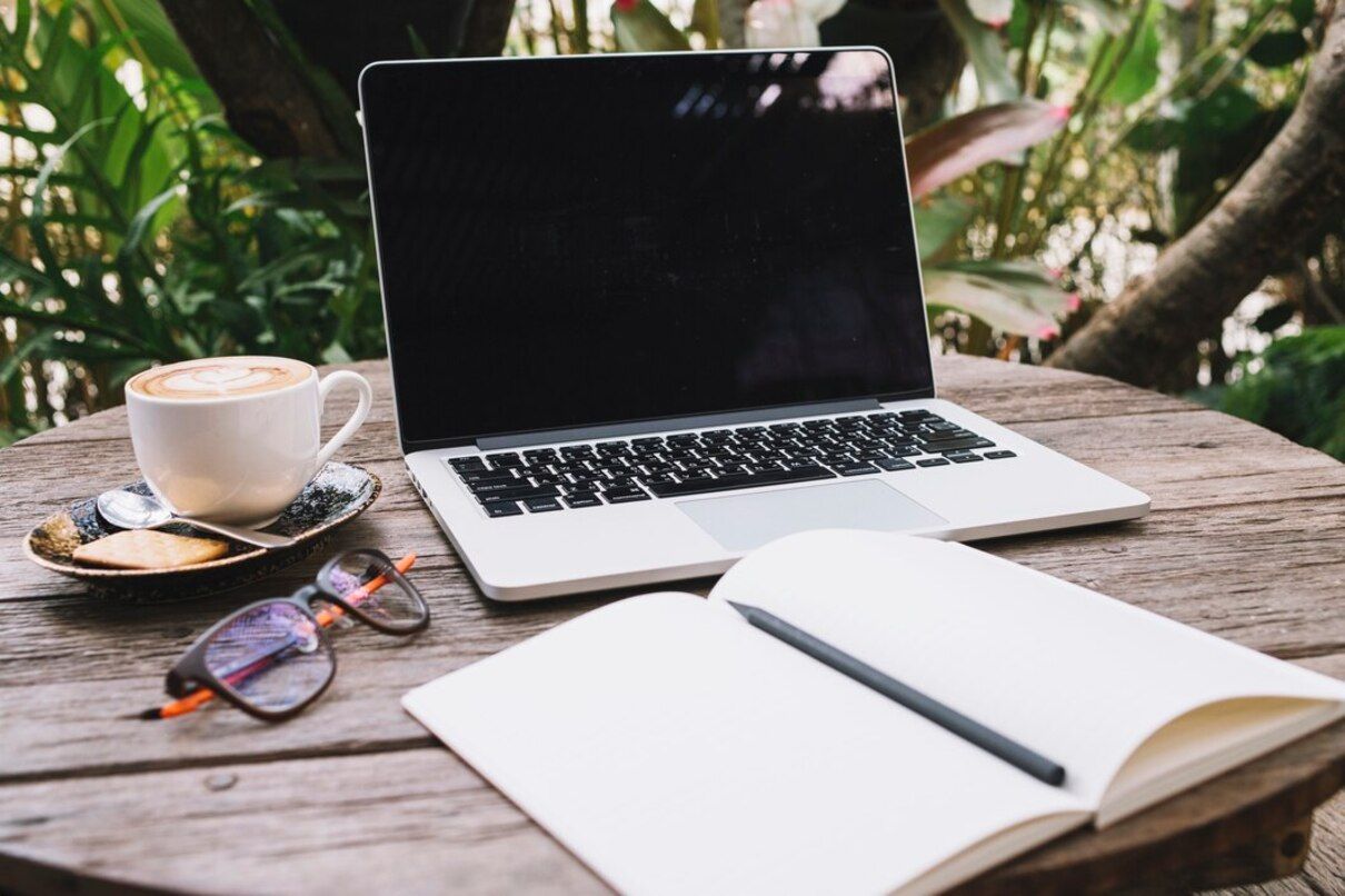 Цитати з українських творів - 10 відомих висловів, які має знати кожен Цитати з українських творів - 10 відомих висловів, які має знати кожен