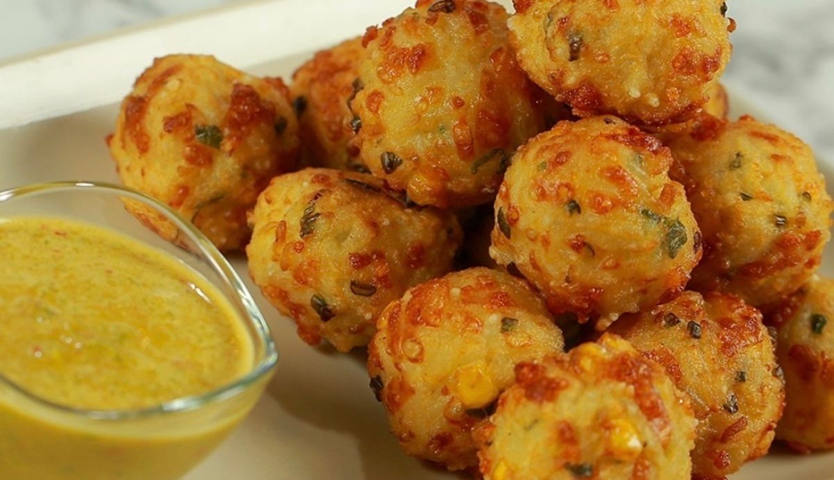 Рисові кульки з гострим соусом Рисові кульки з гострим соусом