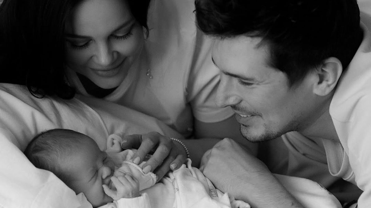 Позитив та Юлія Сахневич з донечкою Позитив та Юлія Сахневич з донечкою