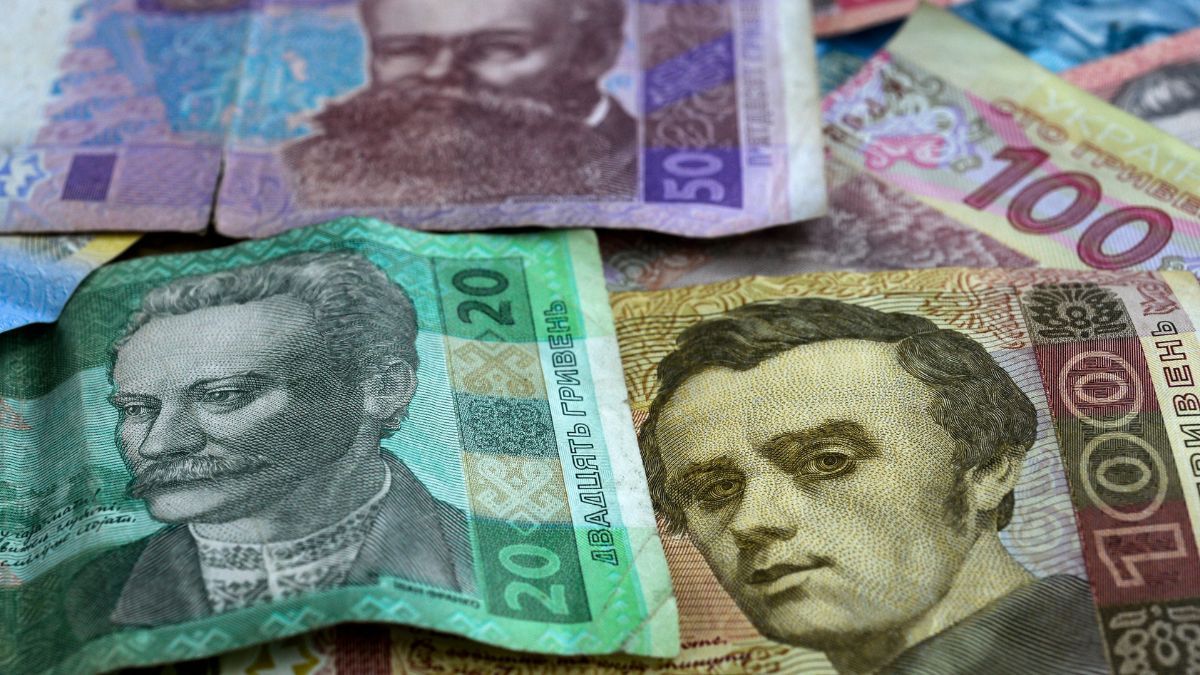 Сколько наличных денег у украинцев Сколько наличных денег у украинцев