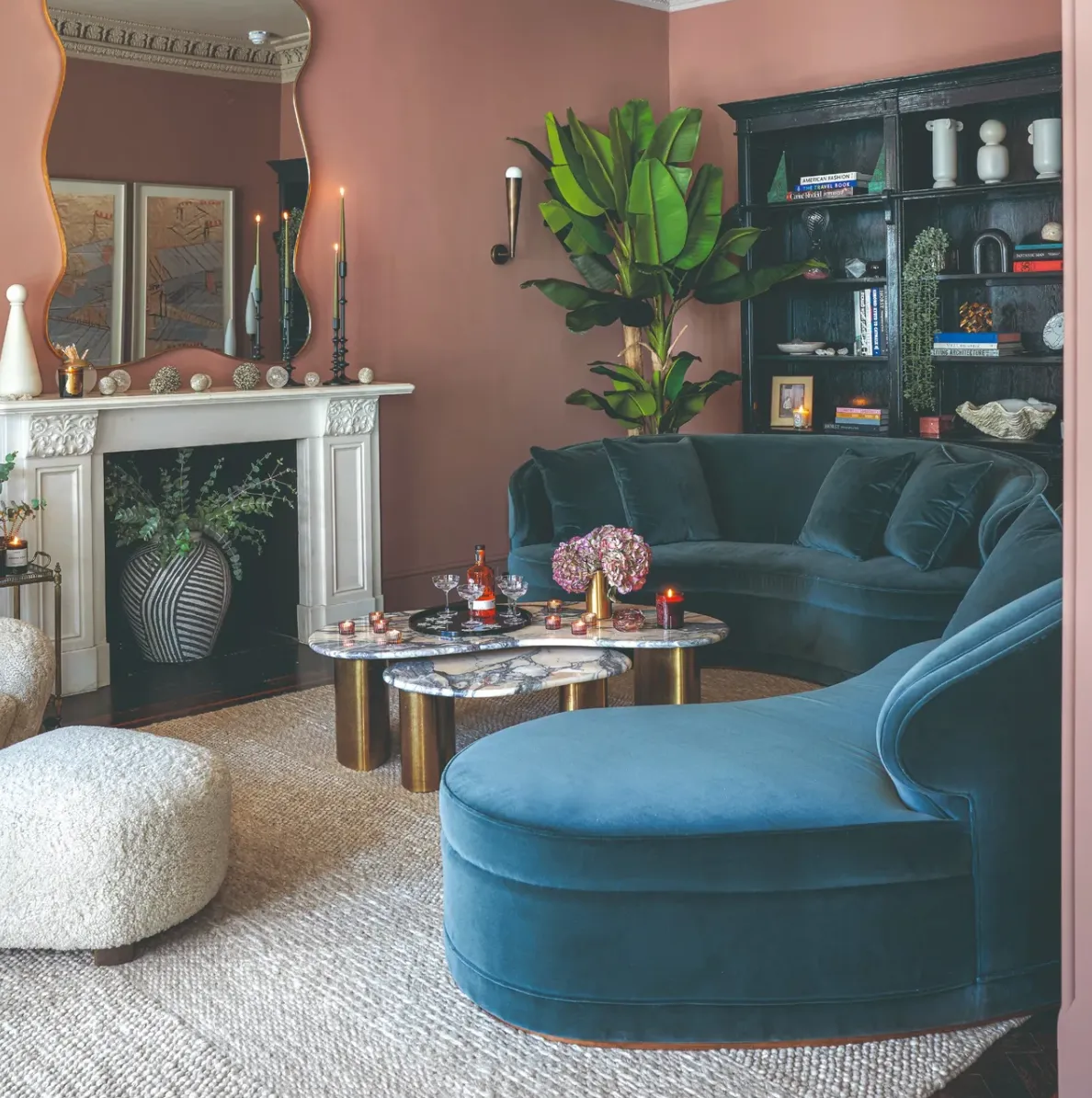 вигнутий диван в інтер'єрі вигнутий диван в інтер'єрі